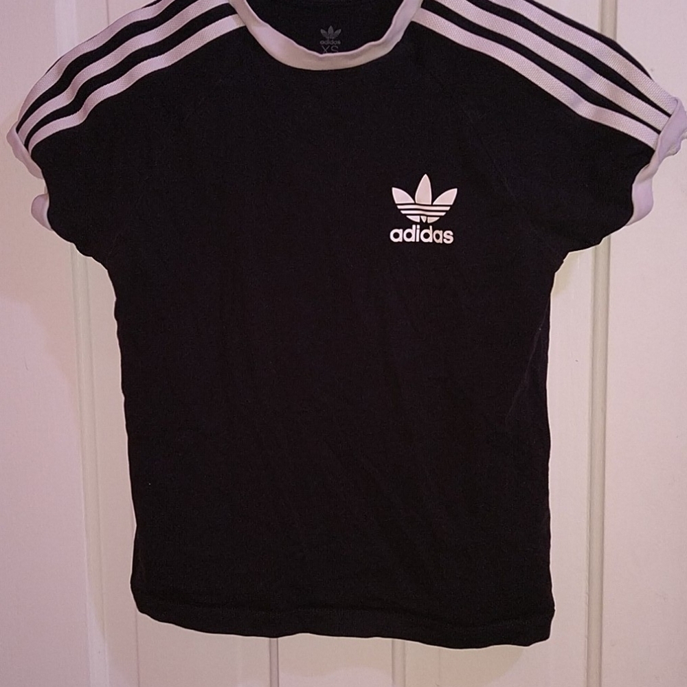 Tee shirt